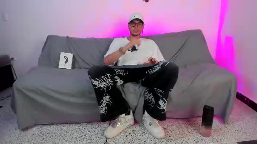 vlad__night 🚥 live nude chat