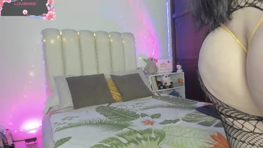 yelena_owens ✂ adult webcam chat