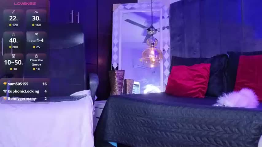 zarahoneey__ 🦋 live chat
